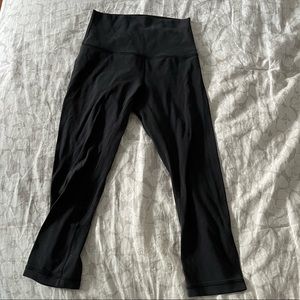 Lululemon capri leggings size 4